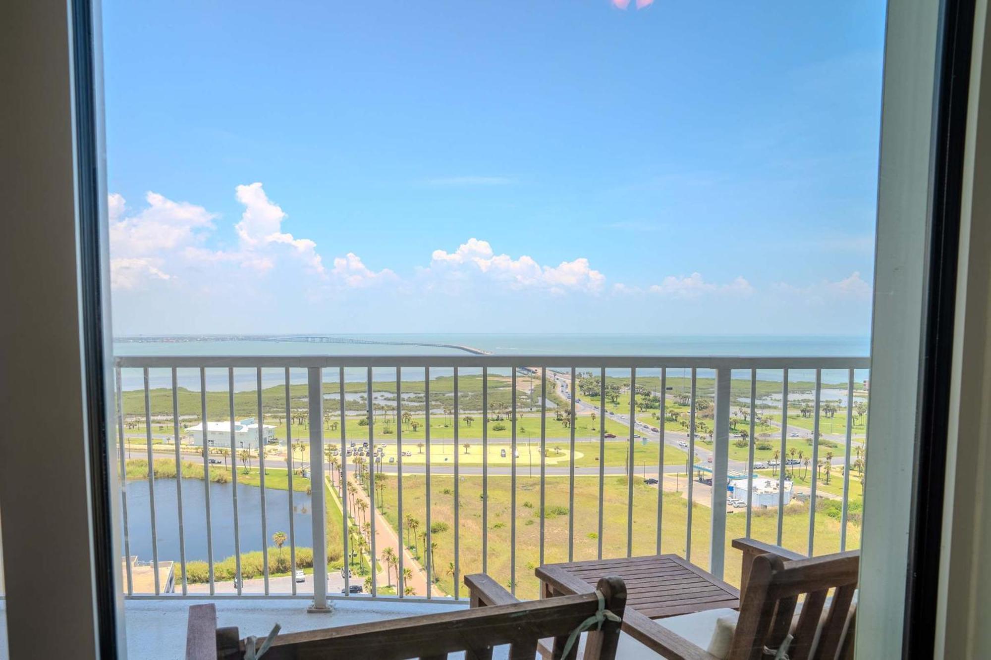 1801 Sapphire Beachfront 3 Bedroom Condo 南帕诸岛 外观 照片